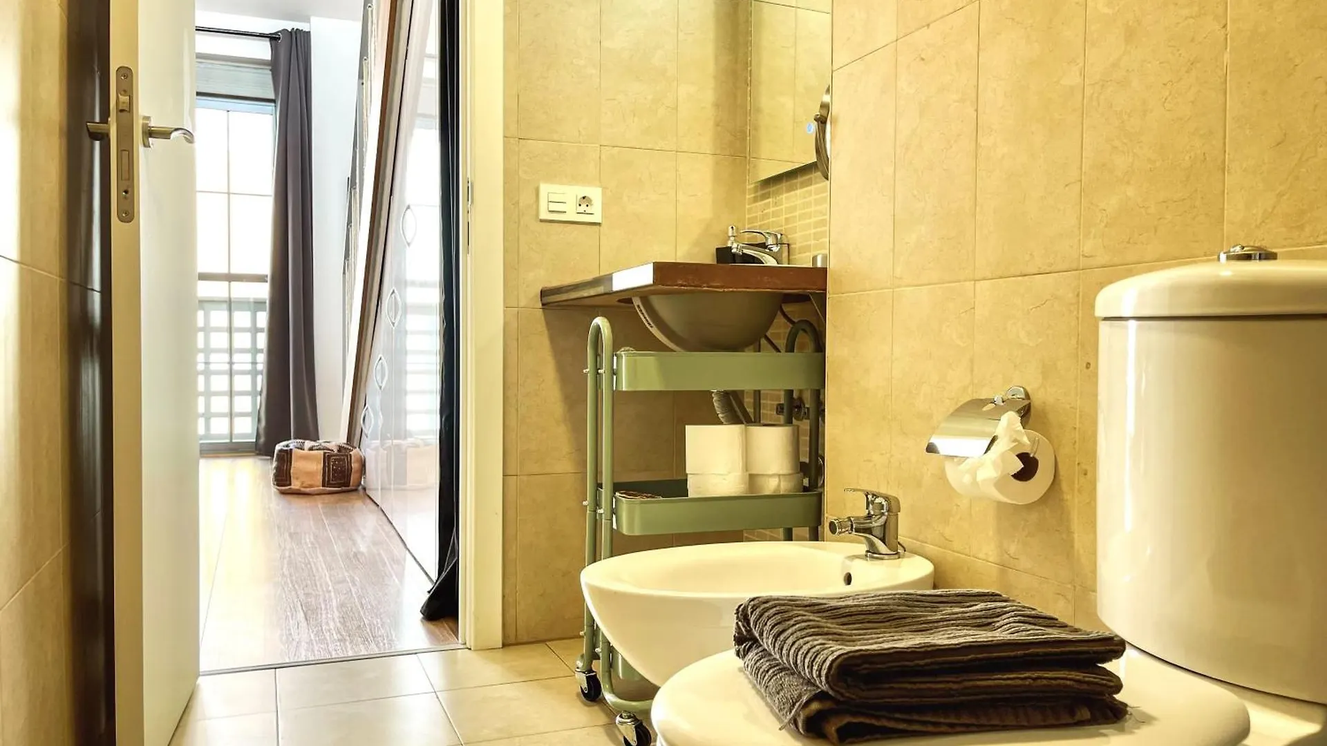 Loft Nest Private Terrace Malaga City Apartamento